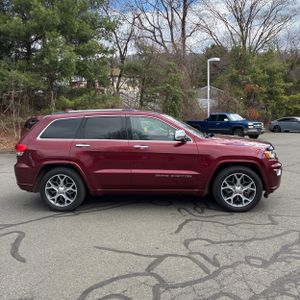 JEEP GRAND CHEROKEE OVERLAND - 10