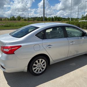 NISSAN SENTRA S - 9