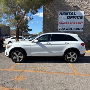 MERCEDES-BENZ GLC - 3