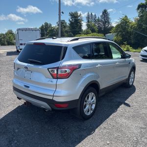 2017 FORD ESCAPE SE — фото 8