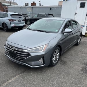 HYUNDAI ELANTRA VALUE EDITION - 1