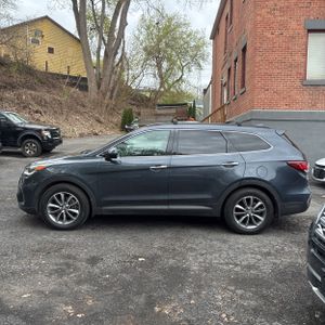 HYUNDAI SANTA FE SE - 3