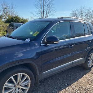 Volkswagen Tiguan SE - 2