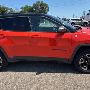 2018 JEEP COMPASS TRAILHAWK — миниатюра 11
