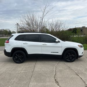 JEEP CHEROKEE ALTITUDE - 10