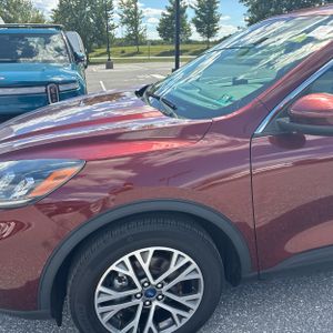صورة 2 لـ 2021 FORD ESCAPE SEL