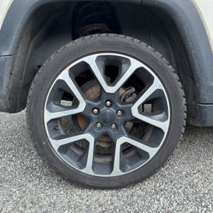 2018 JEEP COMPASS LIMITED — миниатюра 19