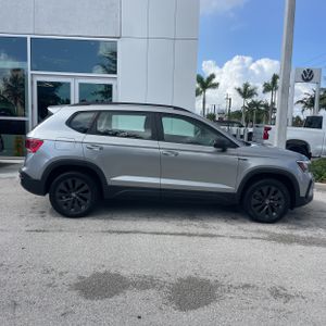 2023 Volkswagen TAOS S 照片 10