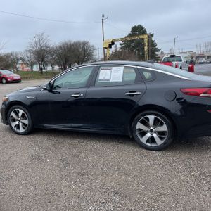 KIA OPTIMA S - 3