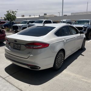 FORD FUSION SE - 7