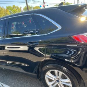 FORD EDGE SEL - 6