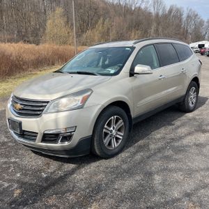 CHEVROLET TRAVERSE LT - 1
