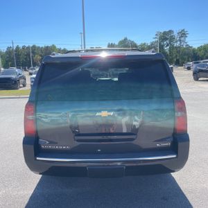 CHEVROLET SUBURBAN PREMIER - 7