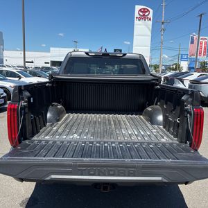 صورة مصغرة 41 لـ 2023 Toyota TUNDRA SR5