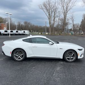 FORD MUSTANG ECOBOOST - 10