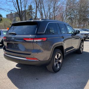 JEEP GRAND CHEROKEE 4XE - 8