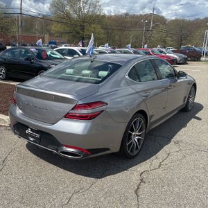 GENESIS G70 2.5T STANDARD - 8