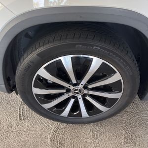 2021 Mercedes-BENZ GLA — миниатюра 17