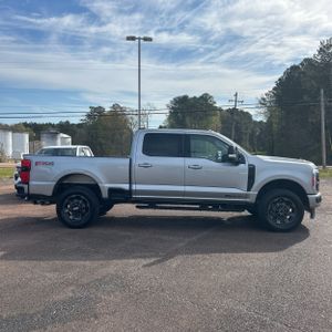FORD F-350 SUPER DUTY LARIAT - 10