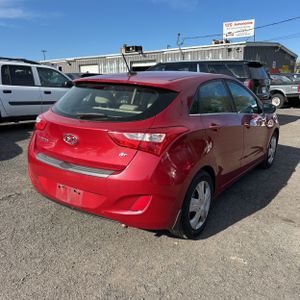 HYUNDAI ELANTRA GT BASE - 8