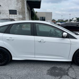 صورة مصغرة 11 لـ 2016 FORD FOCUS ST