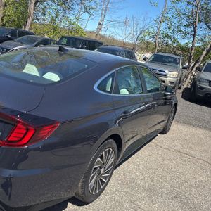 HYUNDAI SONATA HYBRID SEL - 9