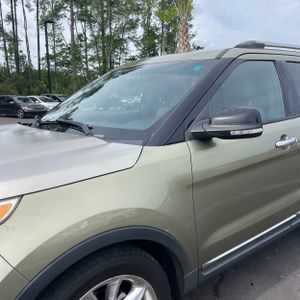 FORD EXPLORER XLT - 2