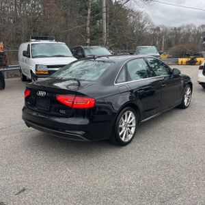AUDI A4 2.0T PREMIUM - 8