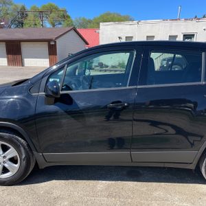 CHEVROLET TRAX - 4