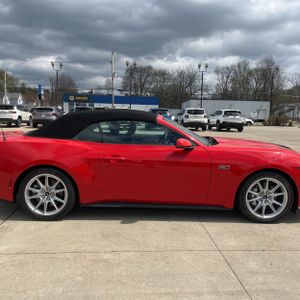 FORD MUSTANG GT PREMIUM - 10
