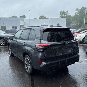 صورة 5 لـ 2025 Subaru FORESTER TOURING HYBRID