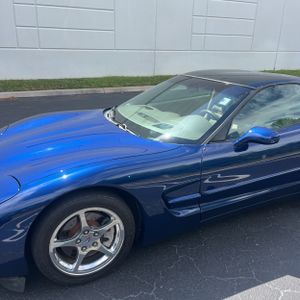 2004 Chevrolet CORVETTE BASE 照片 2
