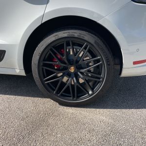 صورة مصغرة 18 لـ 2022 Porsche MACAN GTS