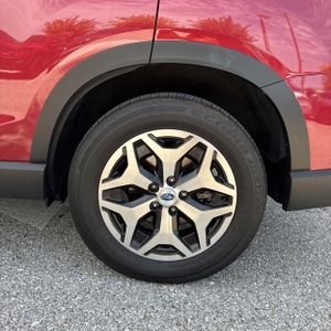 2023 Subaru FORESTER PREMIUM — миниатюра 16