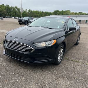 FORD FUSION SE - 1