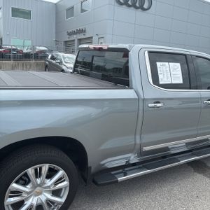 2025 Chevrolet SILVERADO 1500 HIGH COUNTRY photo 8