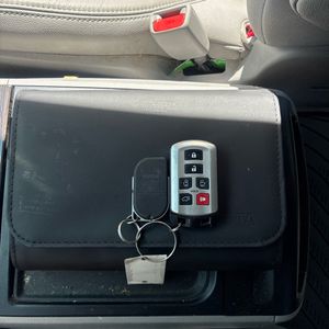 2016 Toyota SIENNA XLE 8-PASSENGER 照片 56