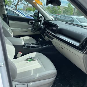 2025 KIA SORENTO S — миниатюра 32