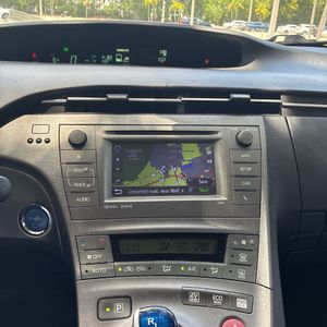 صورة مصغرة 36 لـ 2015 Toyota PRIUS THREE