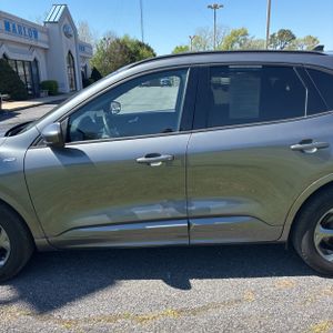 FORD ESCAPE ST-LINE SELECT - 4