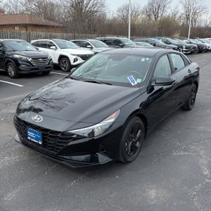 HYUNDAI ELANTRA SEL - 1