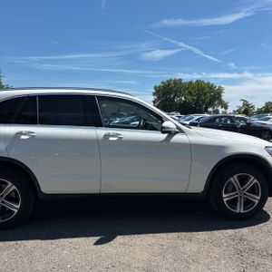 صورة مصغرة 11 لـ 2022 Mercedes-BENZ GLC