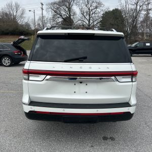 LINCOLN NAVIGATOR RESERVE - 7