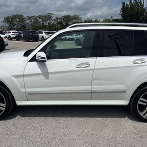 MERCEDES-BENZ GLK - 4