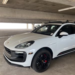 2025 Porsche MACAN GTS — фото 2