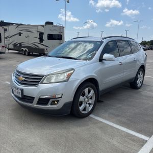 2017 Chevrolet TRAVERSE LT 照片 1