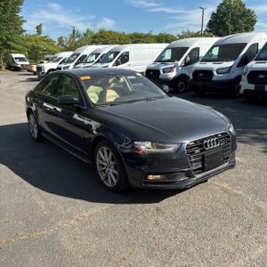 AUDI A4 2.0T PREMIUM - 10