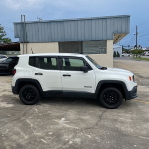 صورة 10 لـ 2018 JEEP RENEGADE SPORT