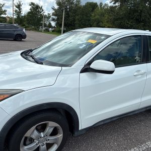 2016 Honda HR-V LX 照片 2