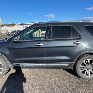 FORD EXPLORER PLATINUM - 4